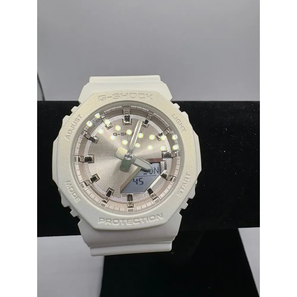 Casio G-Shock Gma-P2100 Women White Casioak Analog Digital 20Bar Watch White